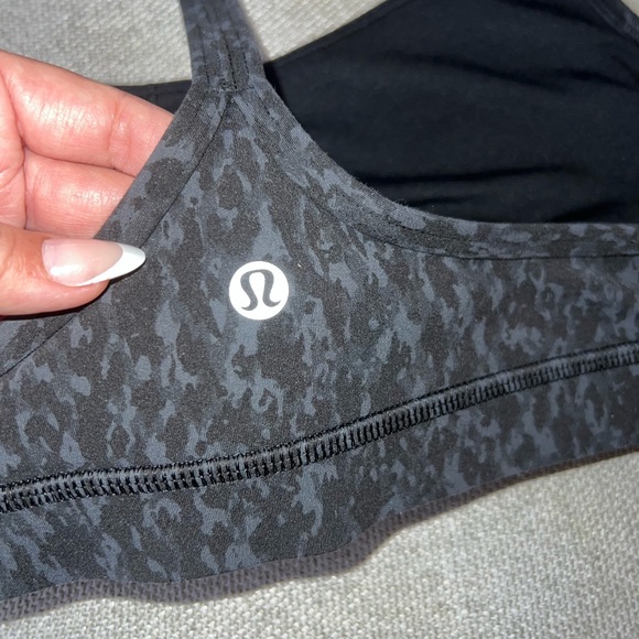 Lululemon 🍋 Flow Y Nulu Bra Leopard Size 12 - Picture 6 of 7
